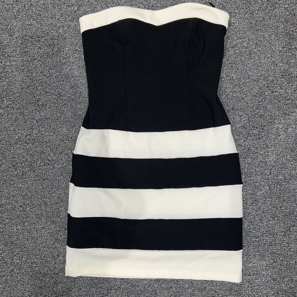 MACYS Size 6 Strapless Black and White Dress